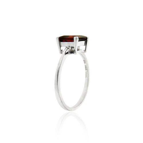 Sterling Silver Garnet Solitaire Square Ring-2